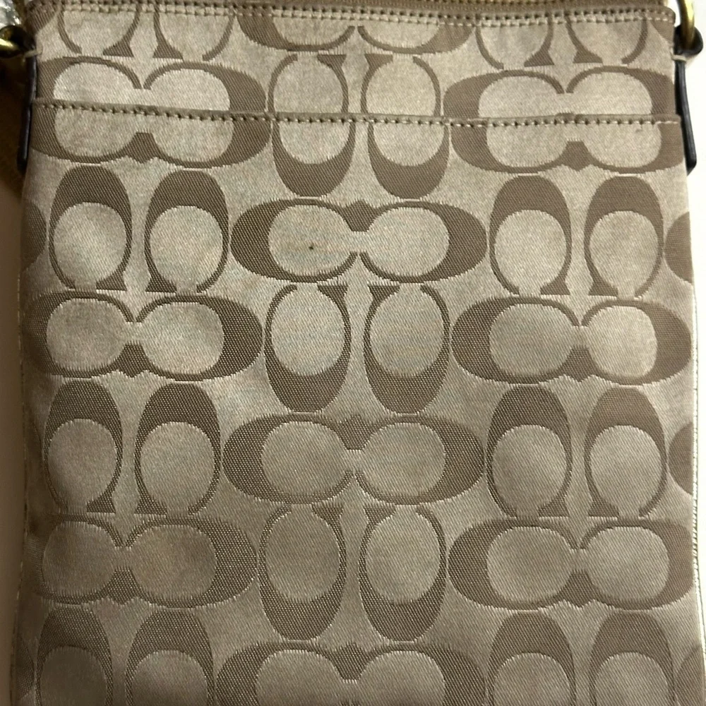 Coach Tan Crossbody Bag - Picture 6 of 9